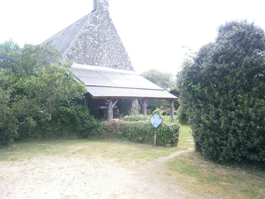 Les Chaumieres De Kerimel Bed and Breakfast Ploemel Buitenkant foto